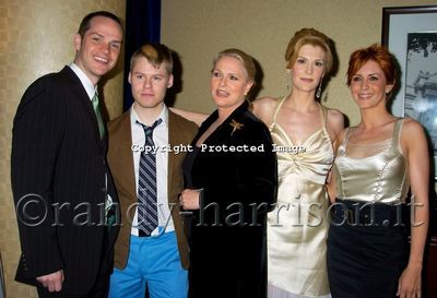 The-cable-positive-benefit-gala-mar-30th-2004-007.jpg