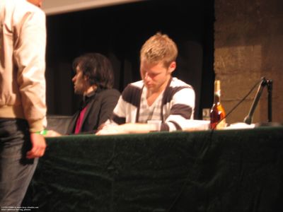 Qaf-convention-autograph-session-by-lazyshades-nov-2nd-2008-004.jpg