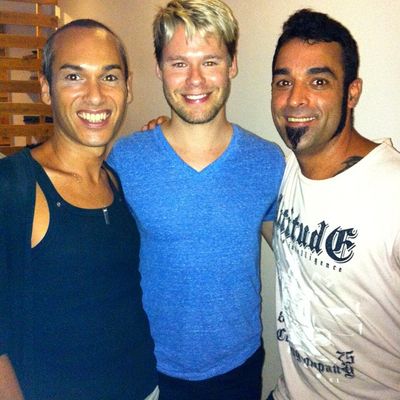 "Looks whose dine at Cozina, an actor of Queer As Folks. With Chef Jordi and Xavi, a happy fans :) #queerasfolks #foreigncelebrity #boracayphil #randyharrison @zuzuni_boracay" - Instagram on November 26th, 2014
