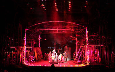 Pop-yale-repertory-theatre-on-stage-december-1st-2009-015.jpg