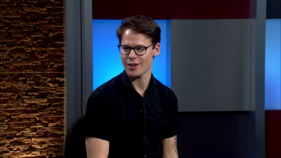 rtc-cabaret-the-warner-cable-news-mar-30th-2016-screencaps-0069.png