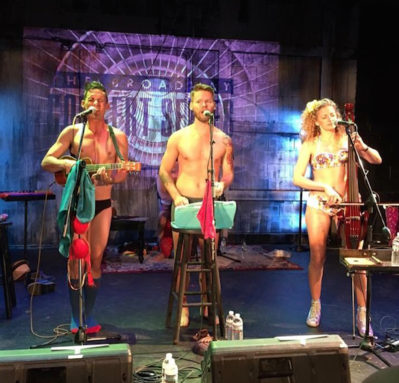 The-skivvies-provincetown-by-betsy-wilce-aug-20th-2015-017.png